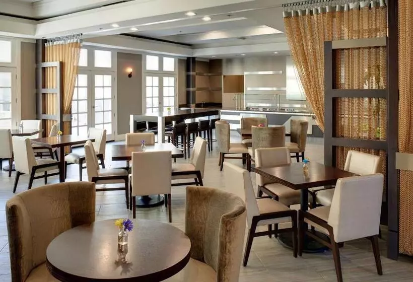 فندق Detroit Marriott Southfield