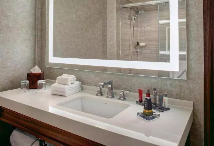 فندق Detroit Marriott Southfield