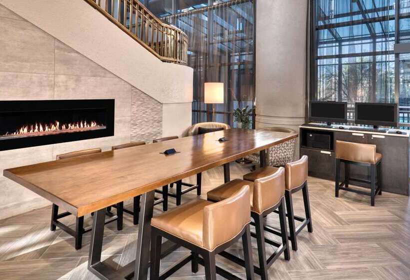 فندق Embassy Suites By Hilton Bethesda Washington Dc