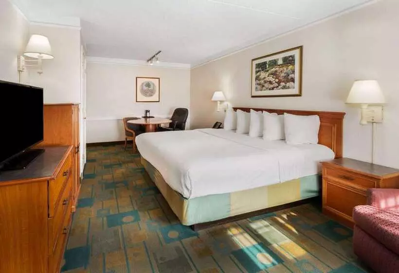 酒店 La Quinta Inn By Wyndham Albuquerque Northeast