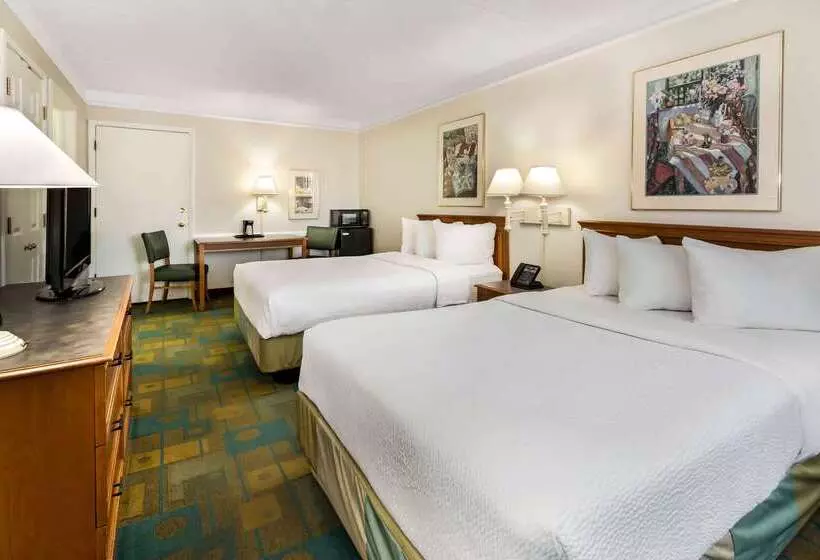 酒店 La Quinta Inn By Wyndham Albuquerque Northeast