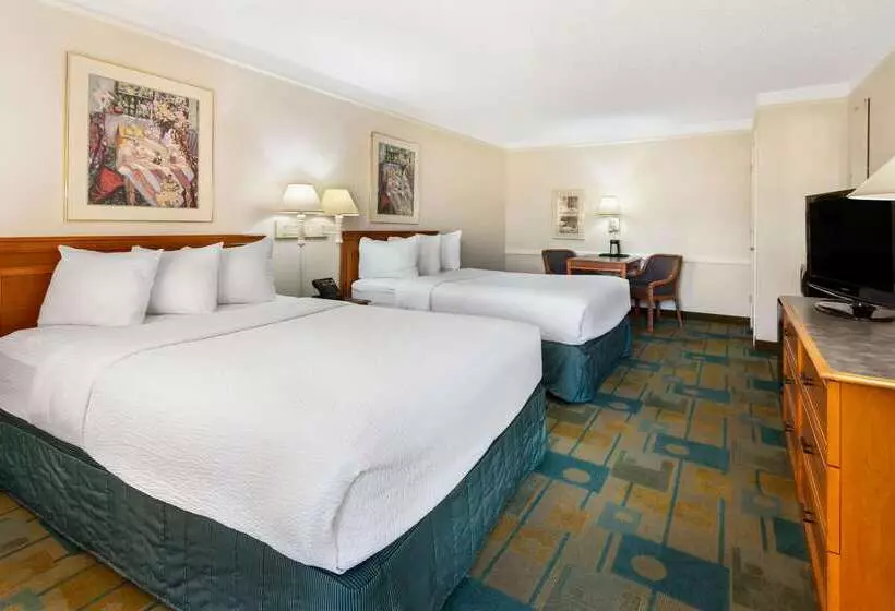 酒店 La Quinta Inn By Wyndham Albuquerque Northeast