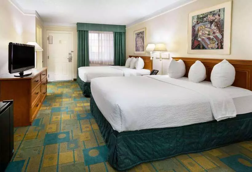 酒店 La Quinta Inn By Wyndham Albuquerque Northeast