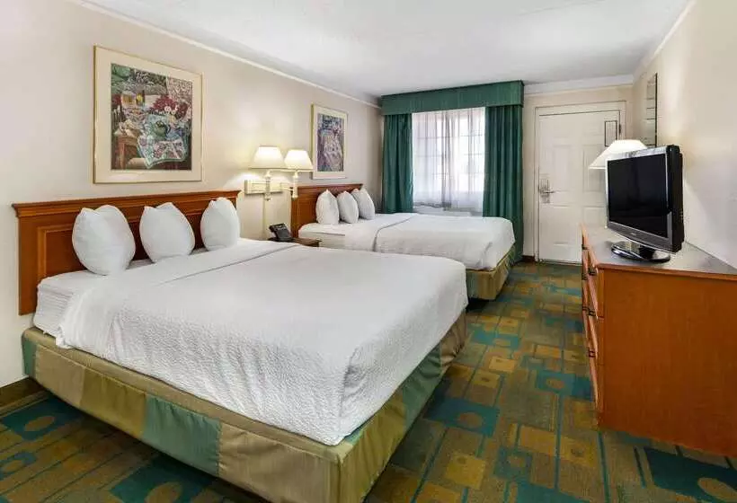 酒店 La Quinta Inn By Wyndham Albuquerque Northeast