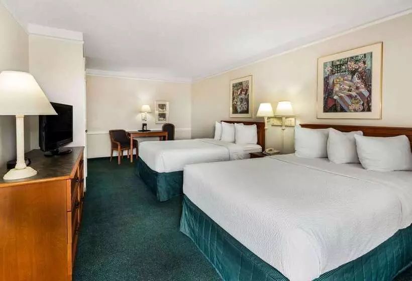 酒店 La Quinta Inn By Wyndham Albuquerque Northeast