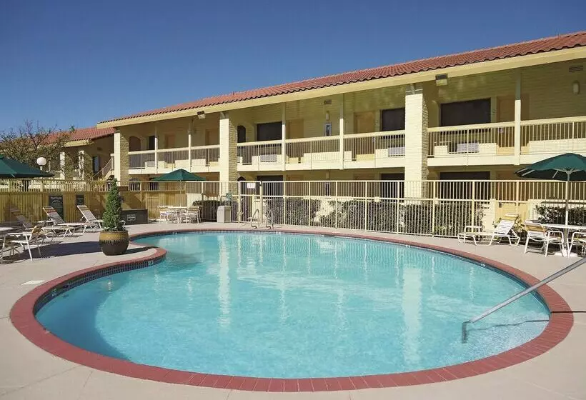 酒店 La Quinta Inn By Wyndham Albuquerque Northeast