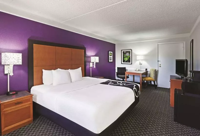 ホテル La Quinta Inn By Wyndham Midland