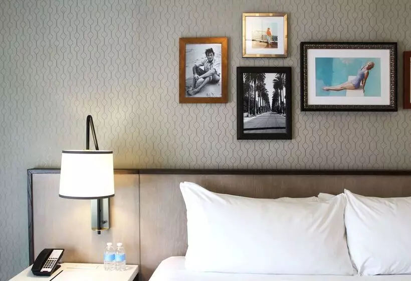 ホテル La Valencia