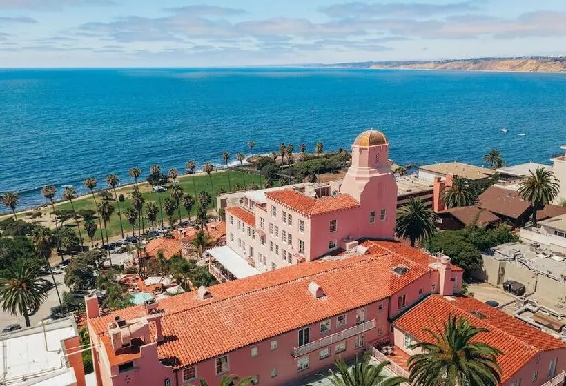 ホテル La Valencia