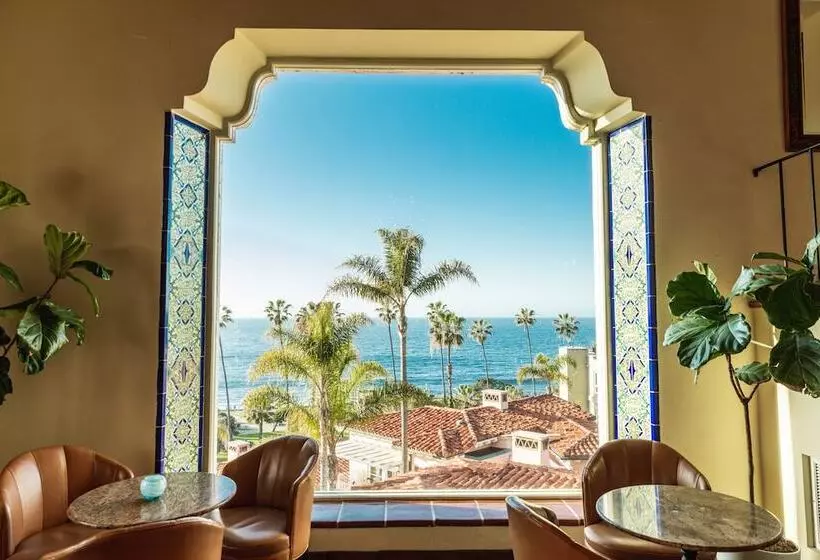 ホテル La Valencia