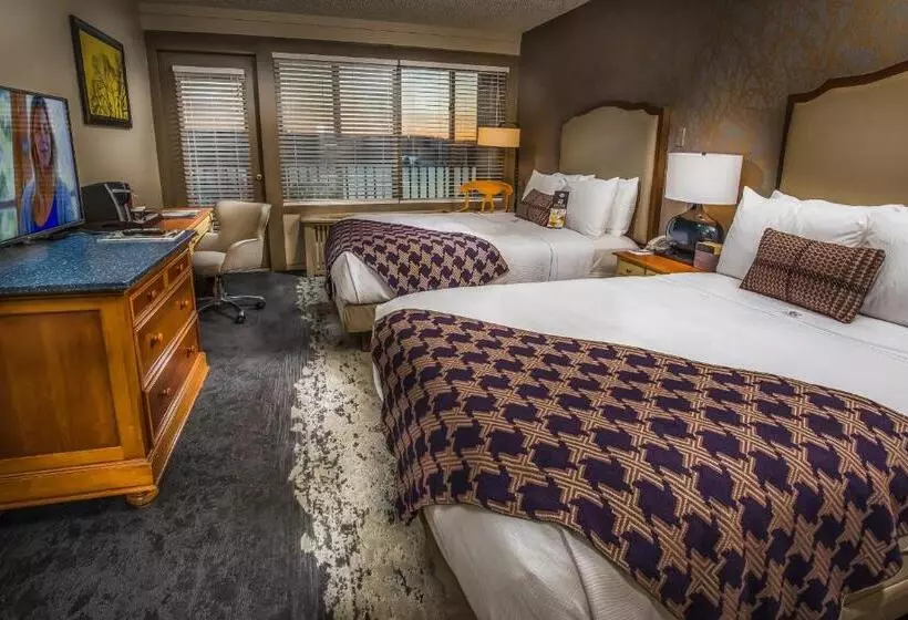 Отель Lodge Of Four Seasons Golf Resort, Marina & Spa