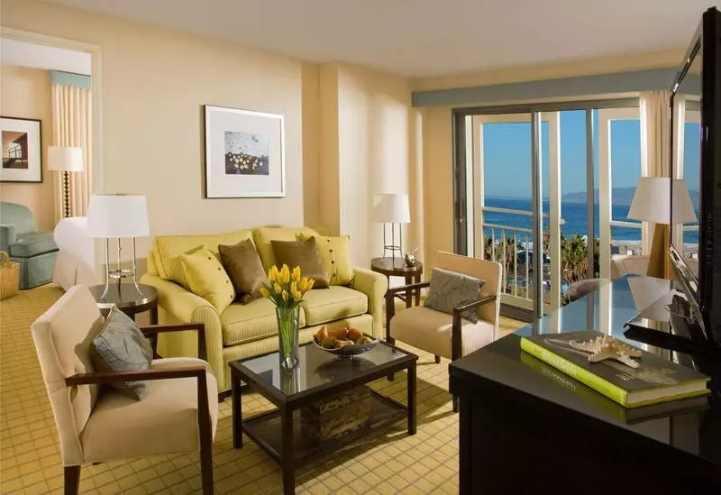 Отель Regent Santa Monica Beach