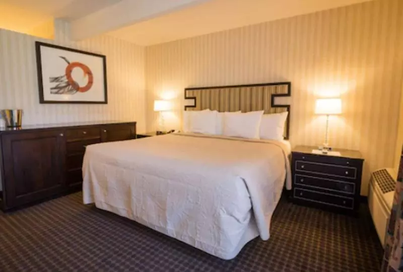 בית מלון כפרי Los Gatos Lodge