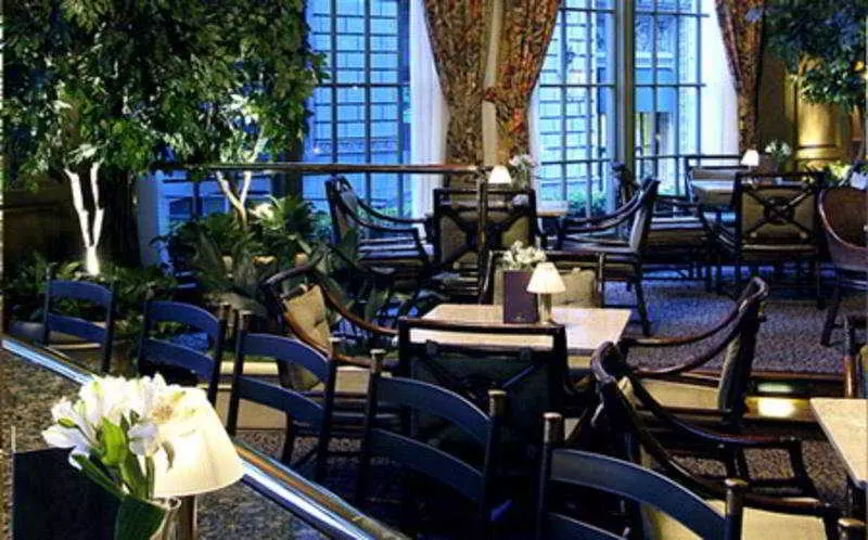 호텔 Mayflower Park