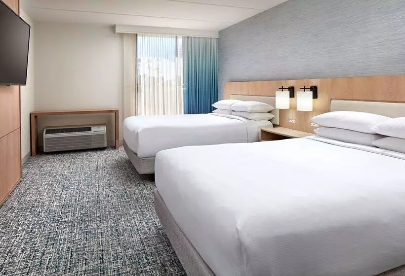 فندق Mdr Marina del Rey, a Doubletree by Hilton