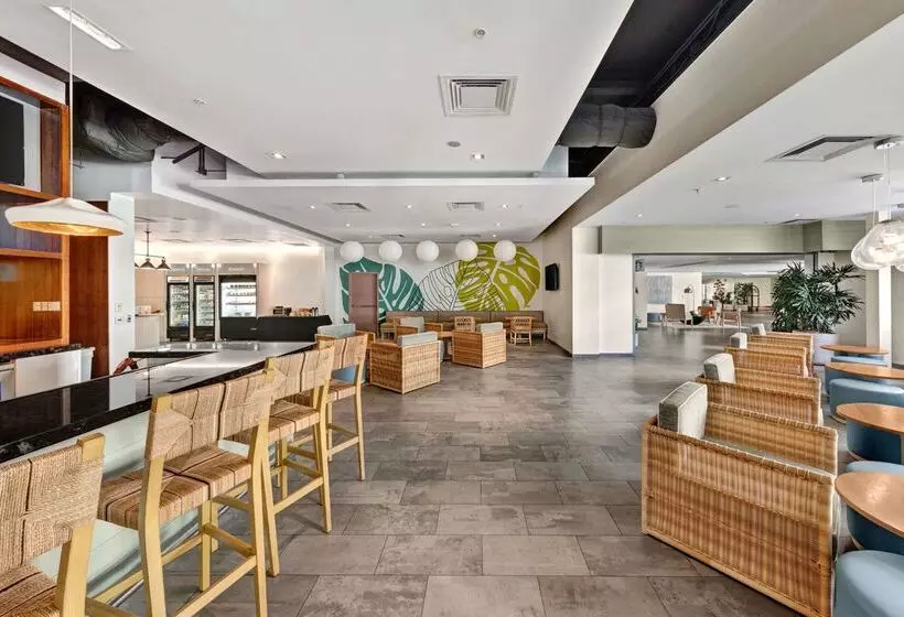 فندق Mdr Marina del Rey, a Doubletree by Hilton