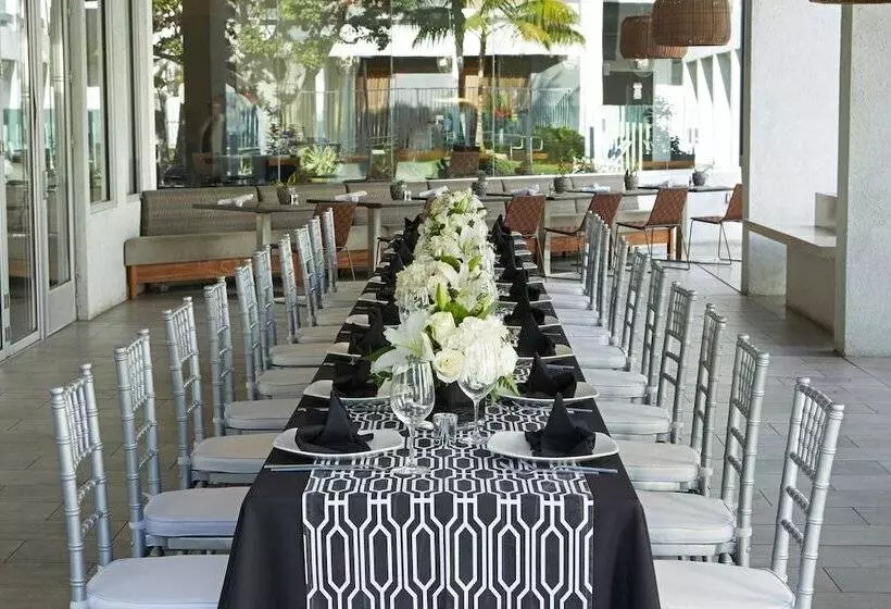 فندق Mdr Marina del Rey, a Doubletree by Hilton