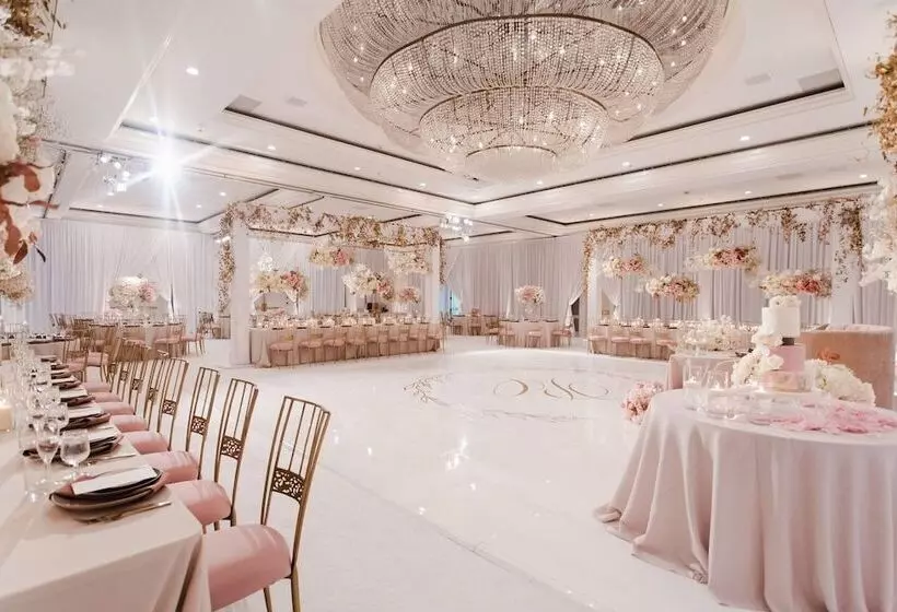 호텔 Renaissance Newport Beach