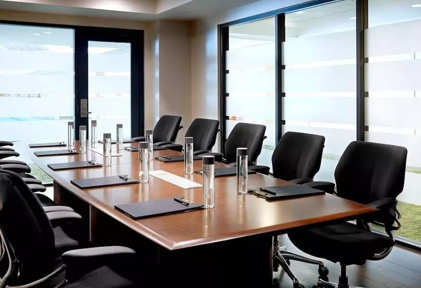 호텔 San Francisco Airport Marriott Waterfront