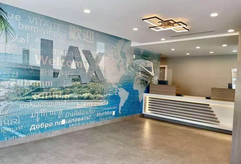 Szálloda Travelodge By Wyndham Lax