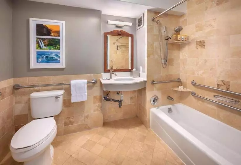 Outrigger Kauaʻi Beach Resort & Spa