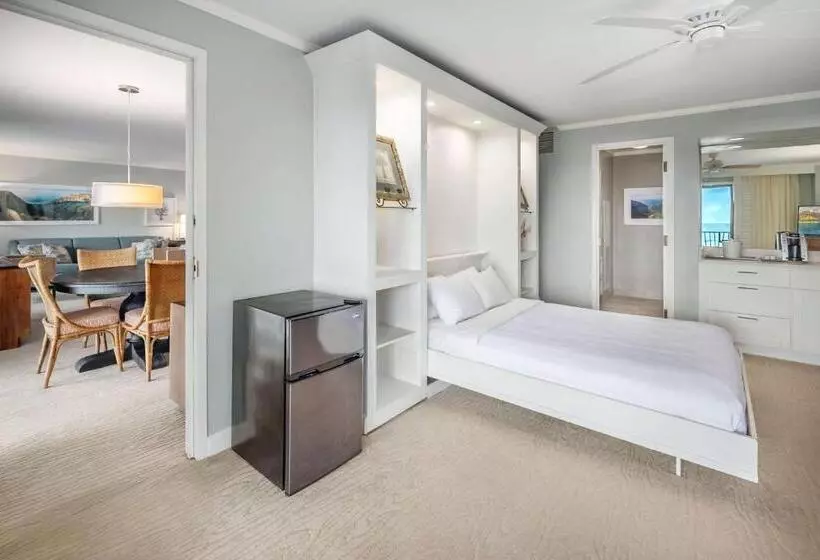 Outrigger Kauaʻi Beach Resort & Spa