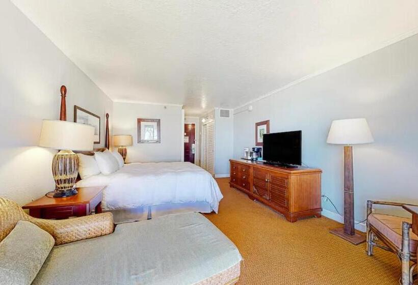 Outrigger Kauaʻi Beach Resort & Spa
