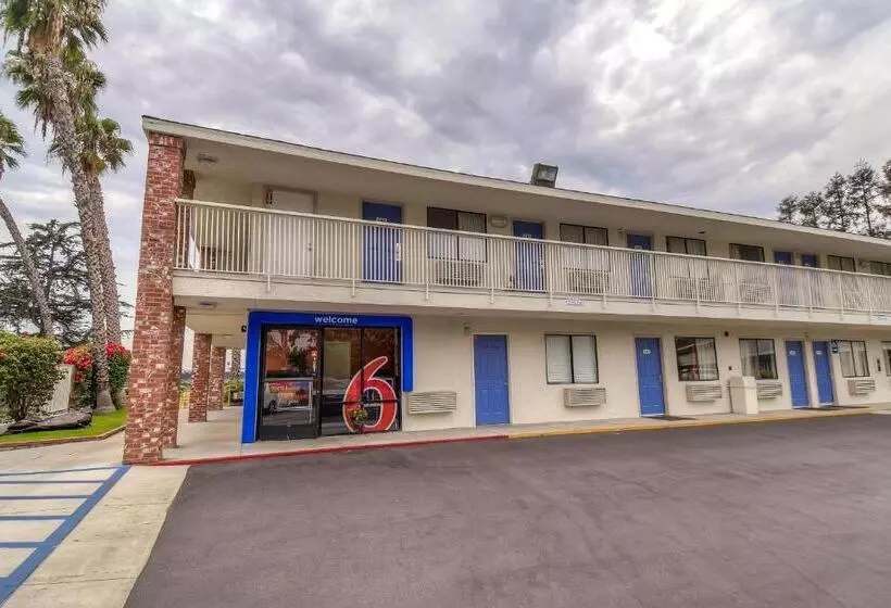 Motel 6arcadia, Ca  Los Angeles  Pasadena Area