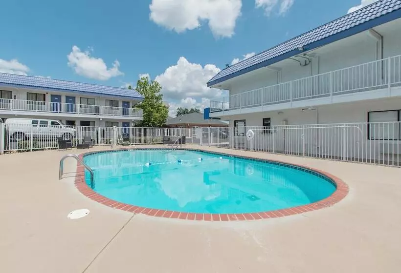 Motel 6norcross, Ga  Atlanta Northeast