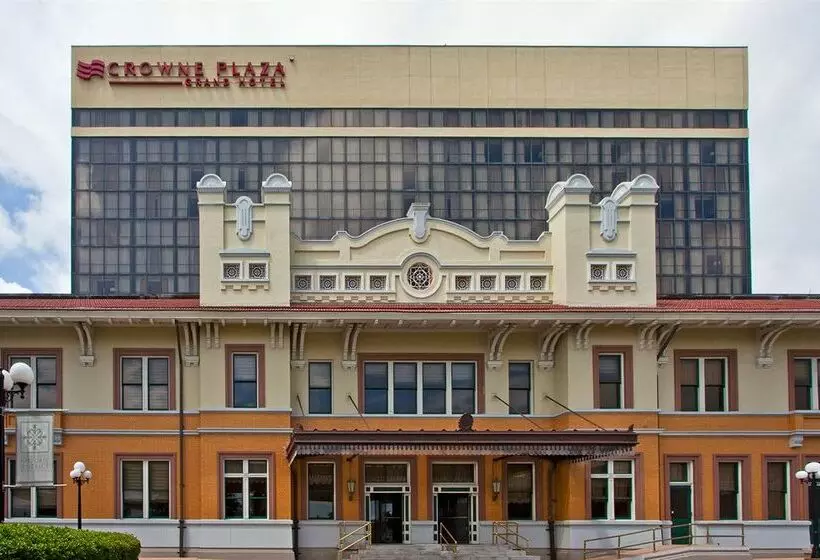 Pensacola Grand Hotel