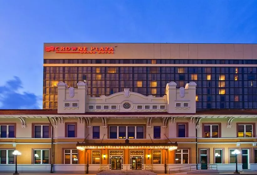 Pensacola Grand Hotel