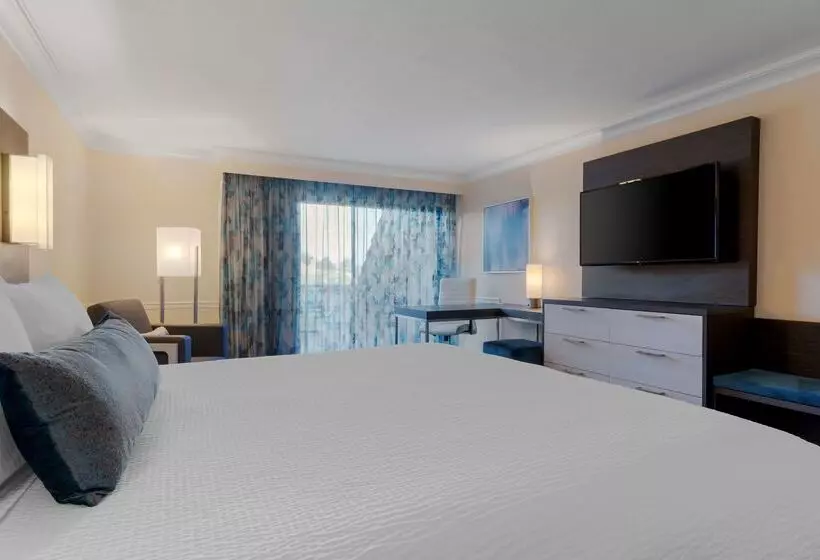 ホテル Best Western Plus Novato Oaks Inn