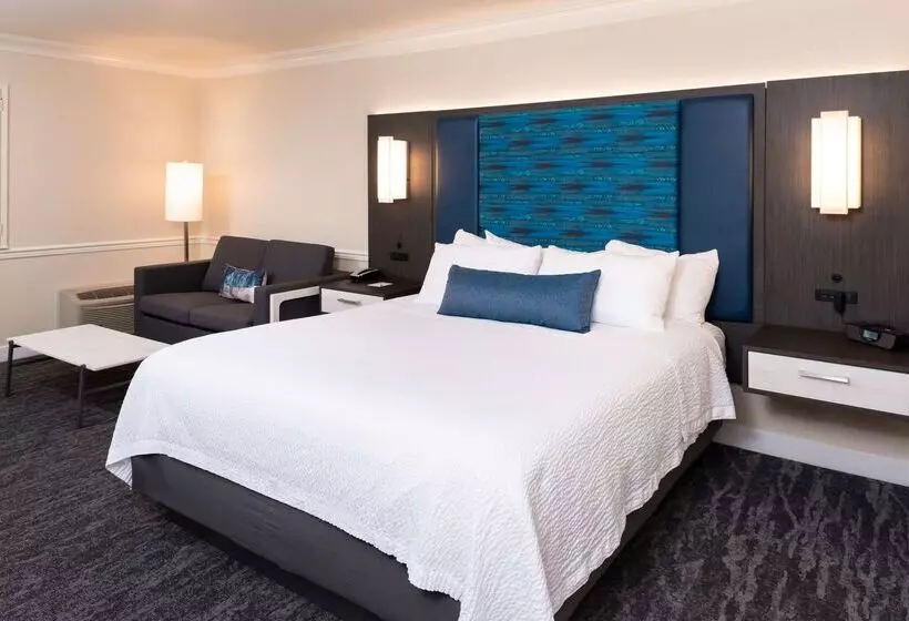 ホテル Best Western Plus Novato Oaks Inn