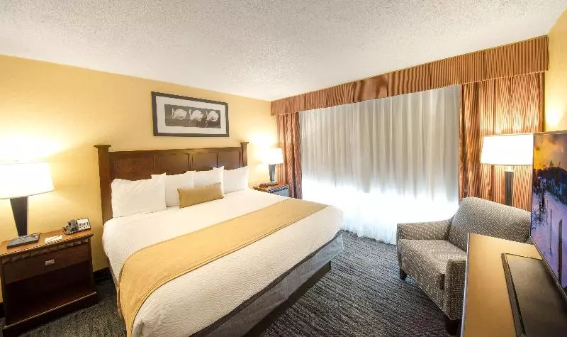 Best Western Premier Rockville Hotel & Suites
