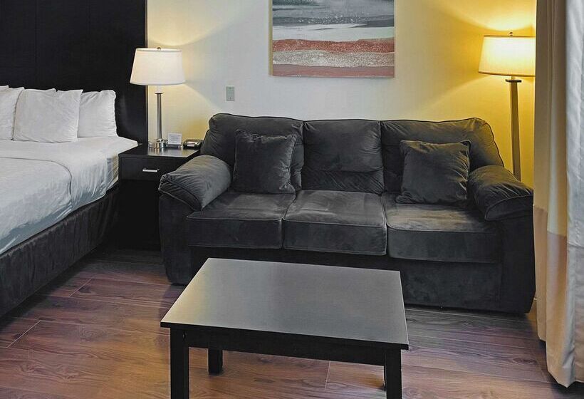 Clarion Hotel & Conference Center