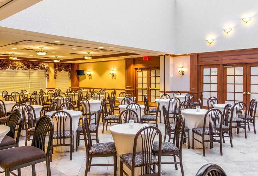 Clarion Hotel & Conference Center