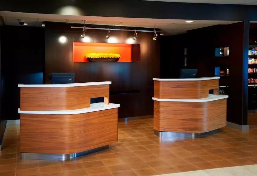 ホテル Courtyard By Marriott Rockford