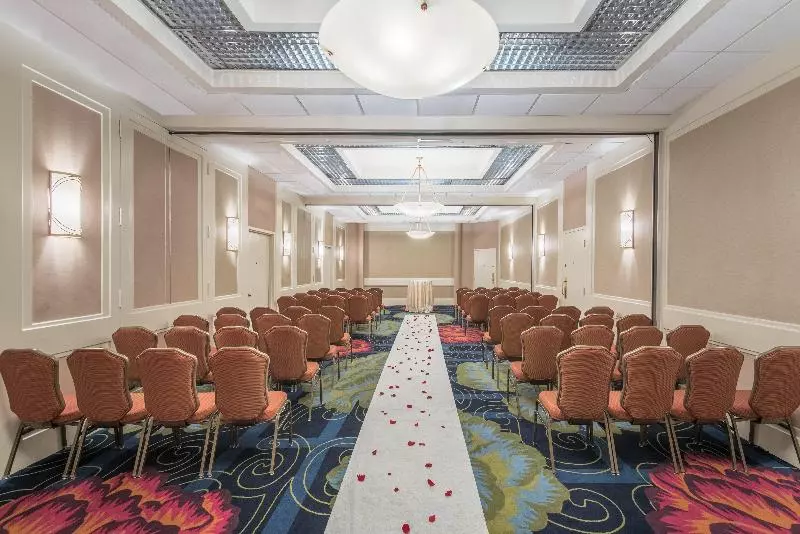 Crowne Plaza Hotel Virginia Beach Norfolk, An Ihg