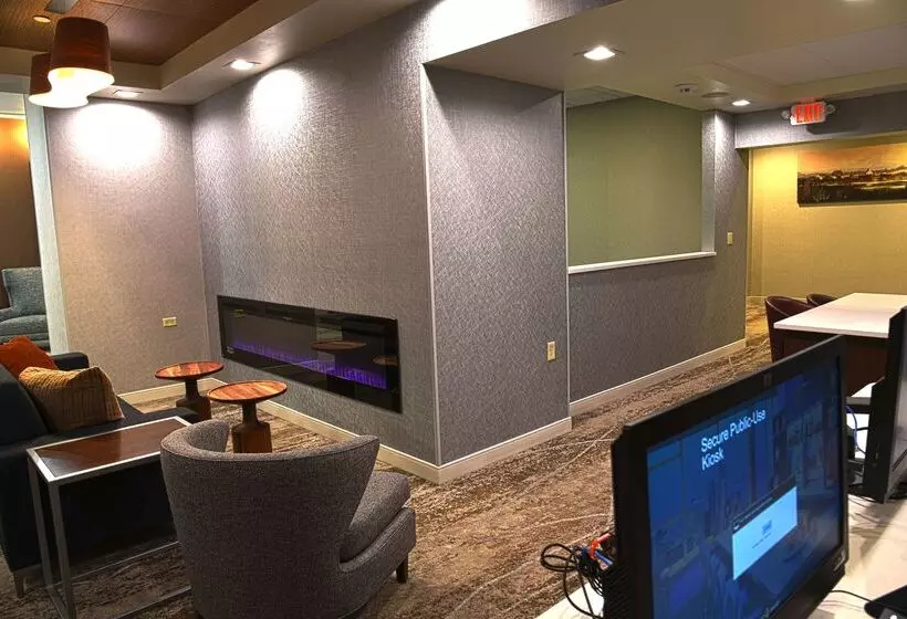 Otel Doubletree By Hilton Helena Downtown