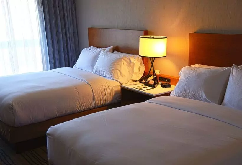 Otel Doubletree By Hilton Helena Downtown