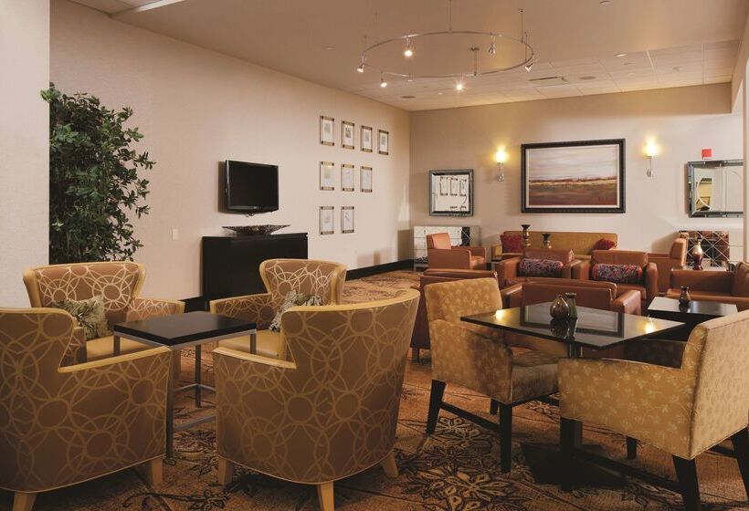 Hotel Doubletree By Hilton Pittsburgh Monroeville Conv Center