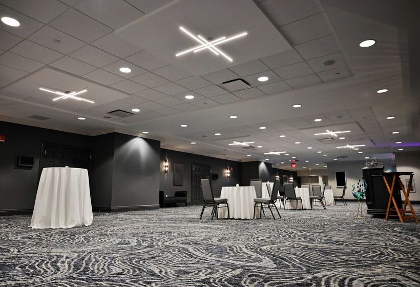 Hotel Doubletree By Hilton Pittsburgh Monroeville Conv Center