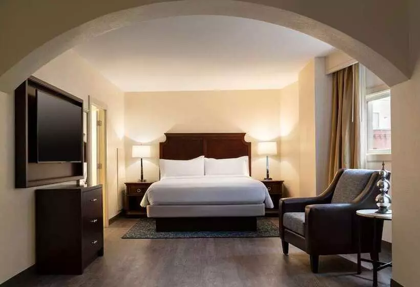 Embassy Suites By Hilton New Orleans