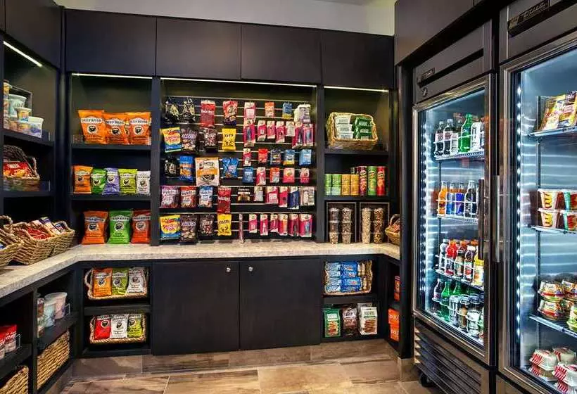 هتل Embassy Suites By Hilton Orlando International Dr Conv Ctr