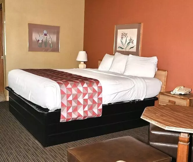 酒店 Fortune Inn & Suites