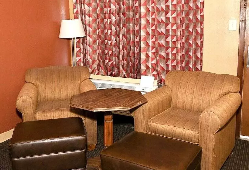 酒店 Fortune Inn & Suites