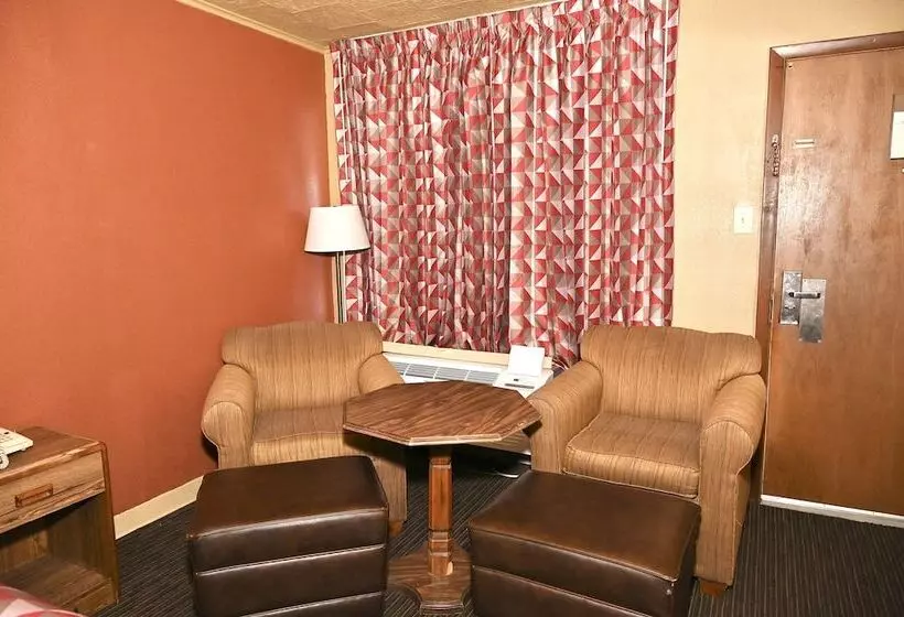 酒店 Fortune Inn & Suites