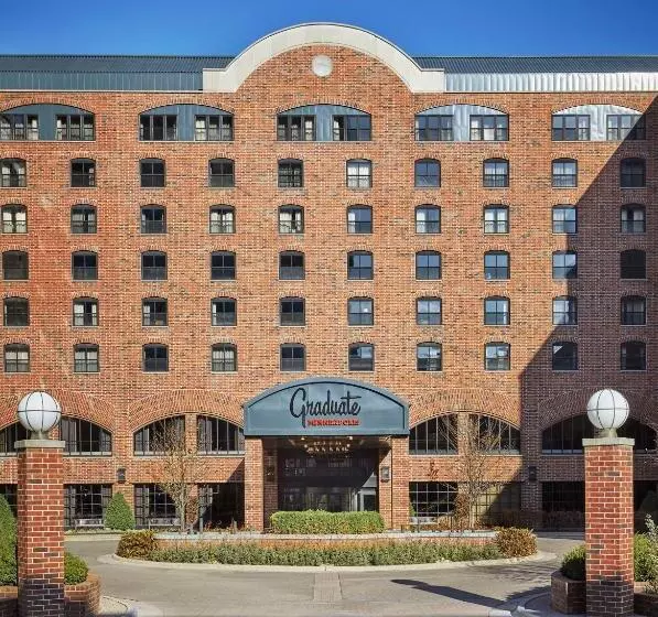 Отель Graduate By Hilton Minneapolis