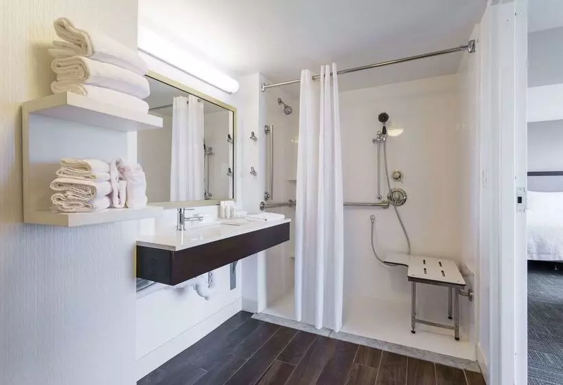 Отель Hampton Inn Manassas