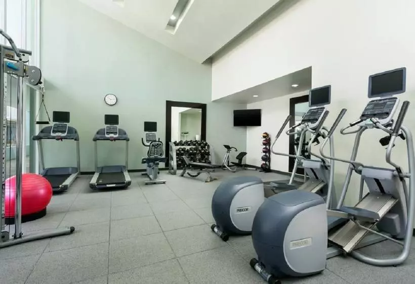 هتل Hilton Garden Inn Key West / The Keys Collection